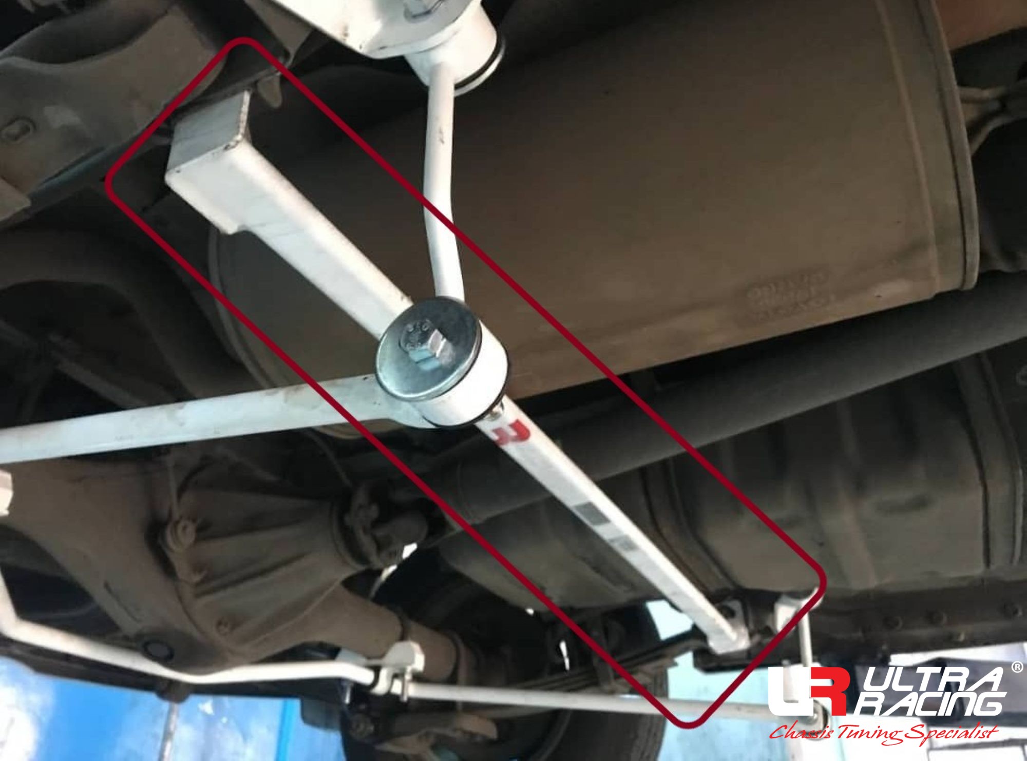 Toyota Commuter - Rear Lower Bar / Rear Member Brace