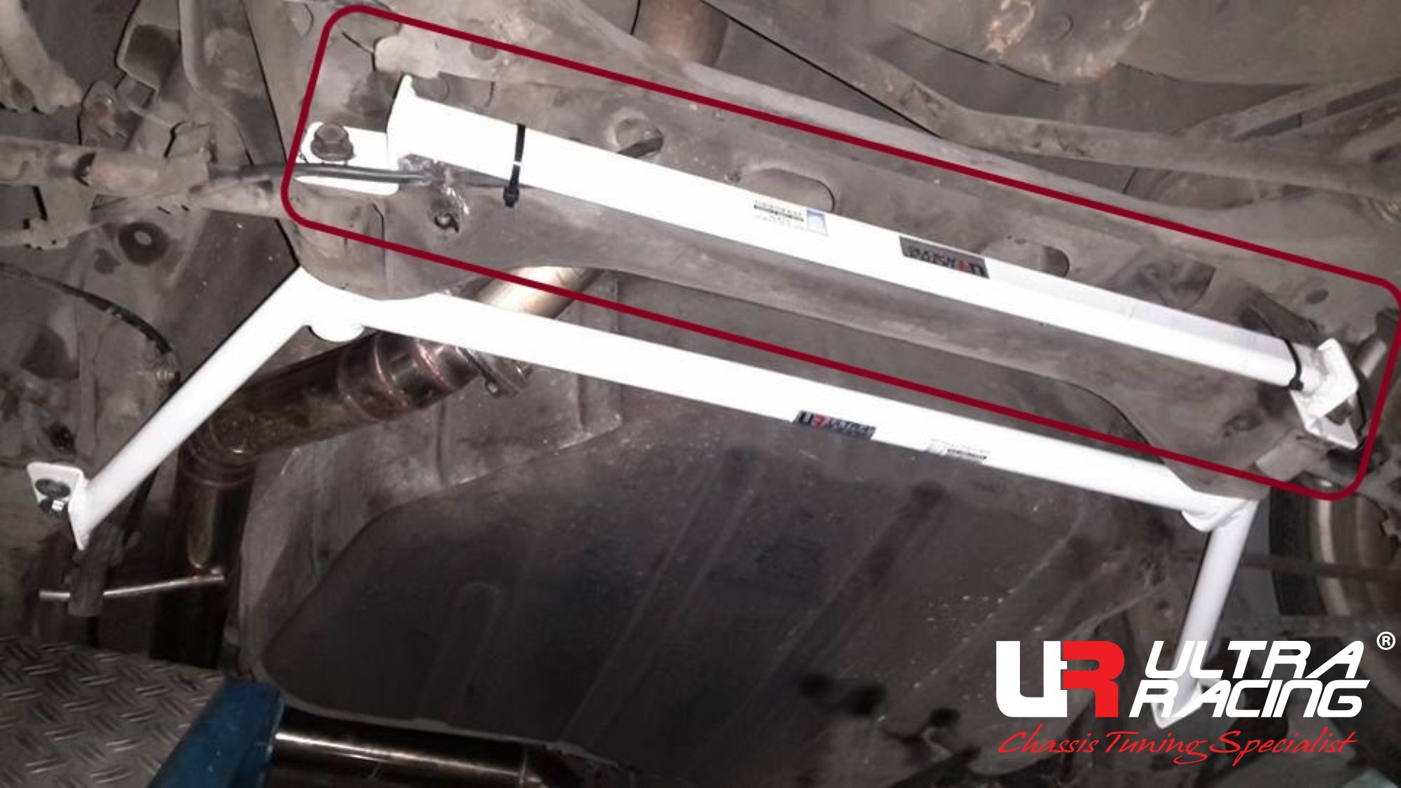 Mitsubishi Galant - Rear Lower Bar / Rear Member Brace