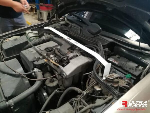 Mercedes-Benz W124 - Front Strut Bar / Front Tower Bar / Front Upper Brace