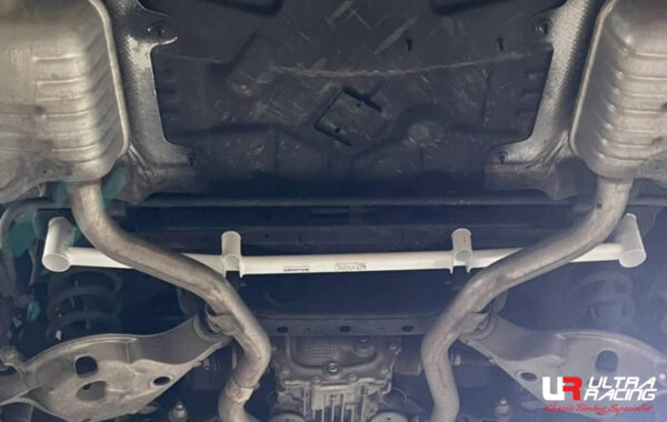 Ford Explorer - Rear Lower Bar / Rear Member Brace