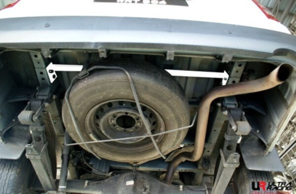 Toyota Hiace - Rear Torsion Bar / Rear Frame Brace