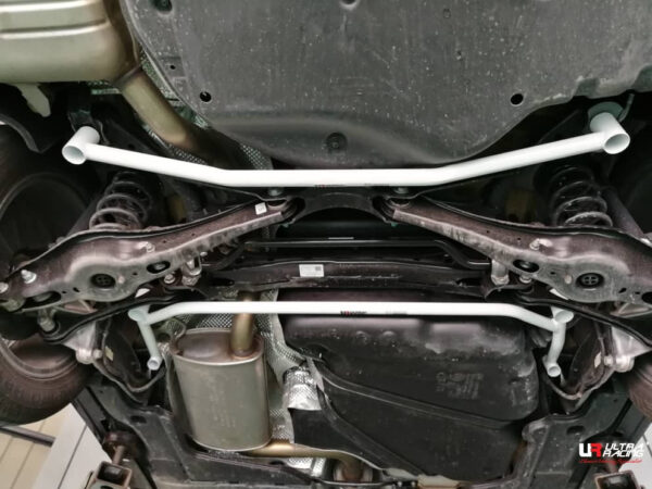 Volkswagen Passat - Rear Lower Bar / Rear Member Brace