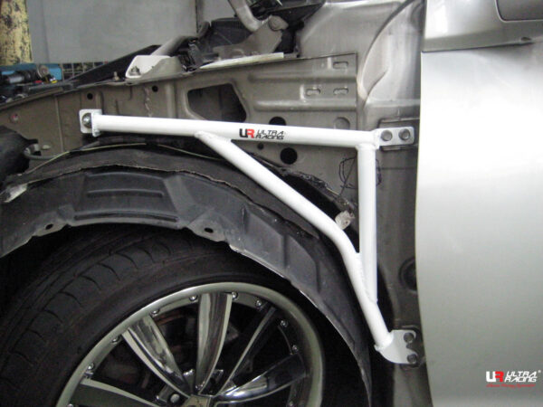 Toyota Caldina - Fender Bar / Fender Brace