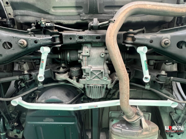 Toyota RAV4 - Rear Lower Side Bar / Rear Side Member Brace