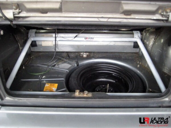 Volkswagen Golf GTI - Rear Strut Bar / Rear Tower Bar