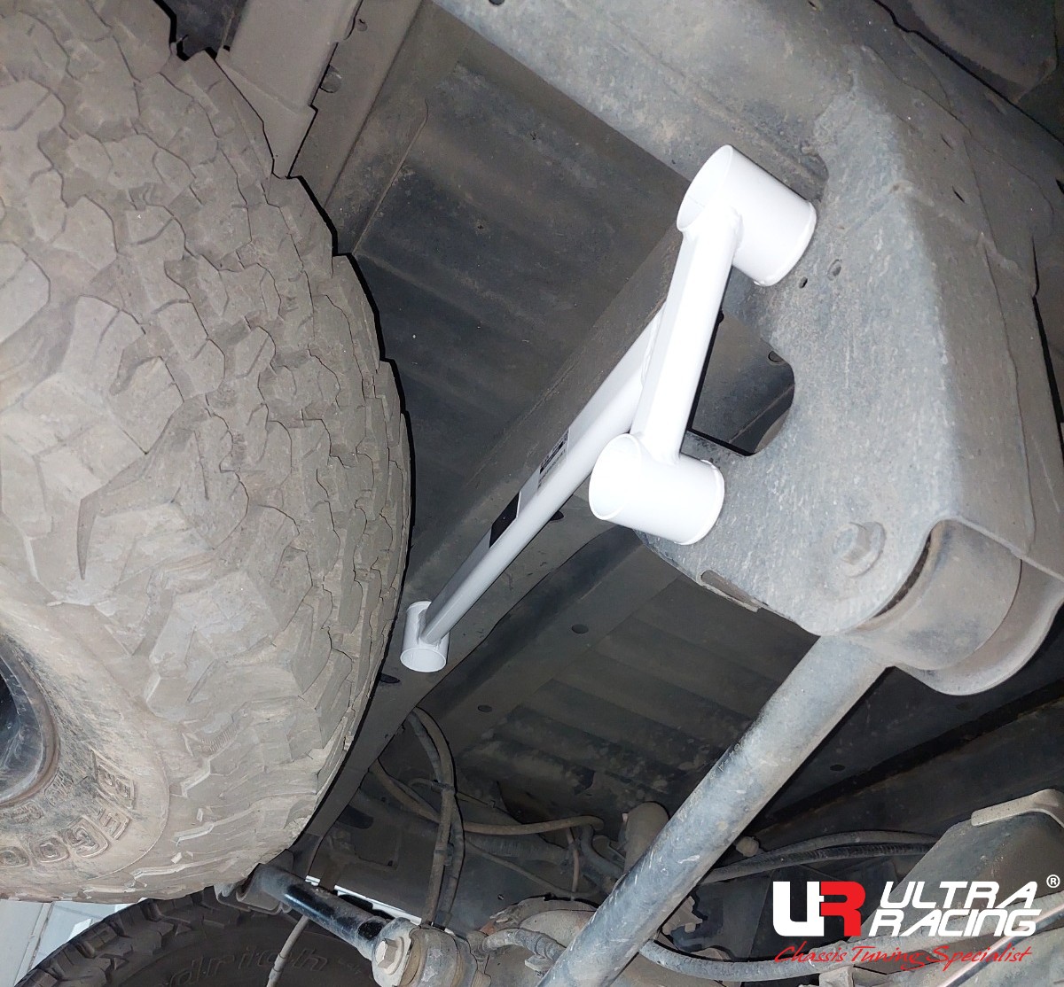 Ford - Rear Lower Bar / Rear Member Brace