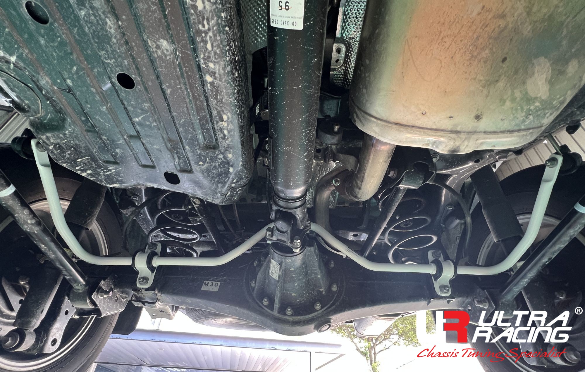 Toyota Land Cruiser - Rear Anti-Roll Bar / Rear Sway Bar / Rear Stabilizer Bar